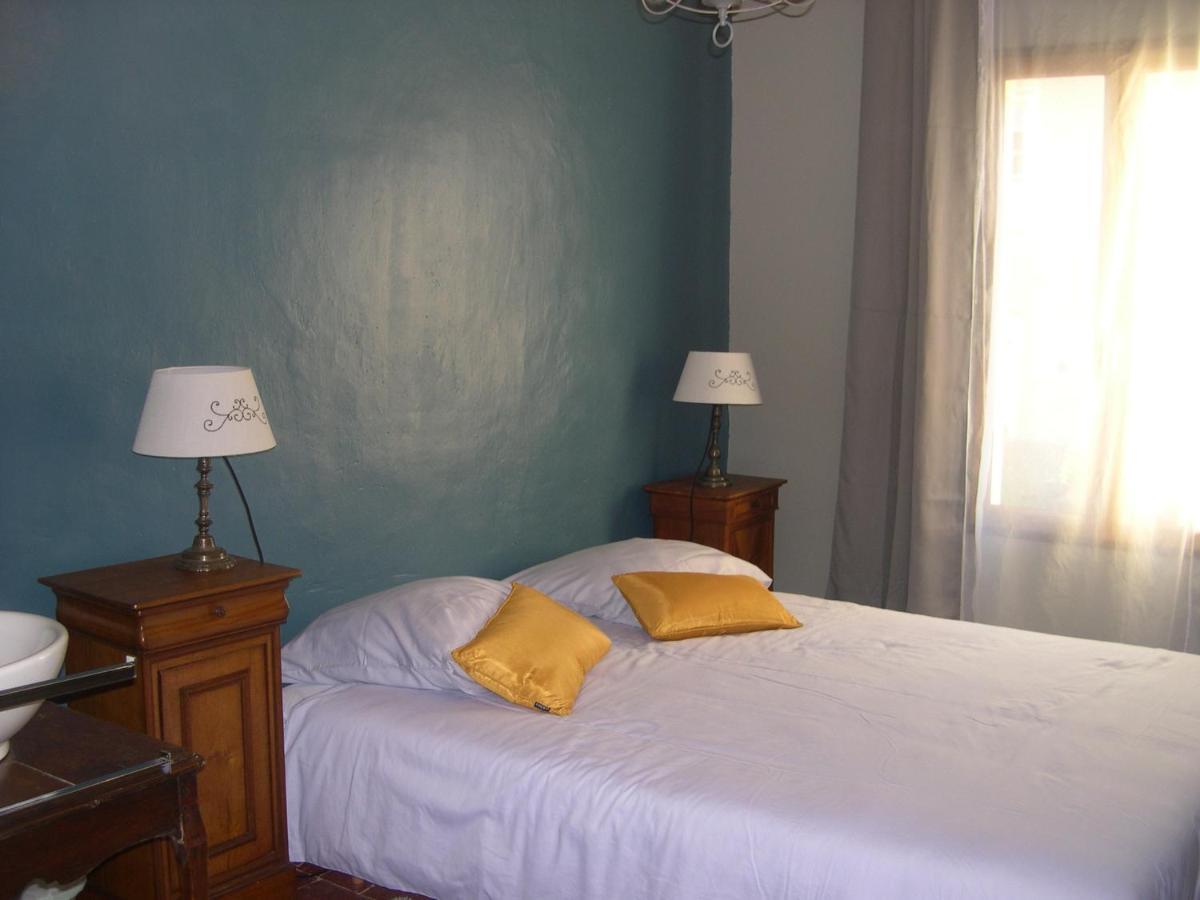 L'Ancien Prieure Bed & Breakfast Saint-Jean-de-la-Motte Dış mekan fotoğraf